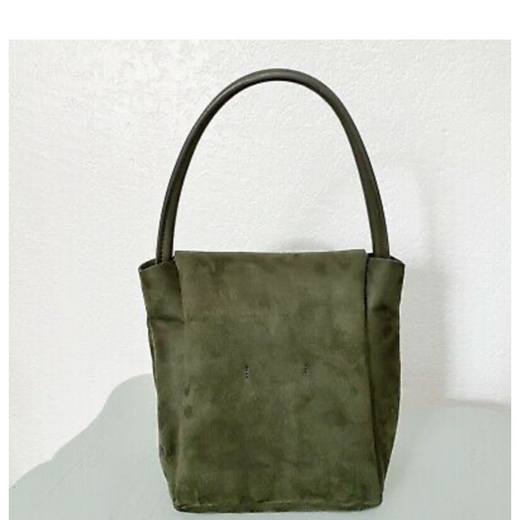 Anthropologie Vesper Bag. Like new. Includes shoulder strap. Has tags. - Picture 4 of 12